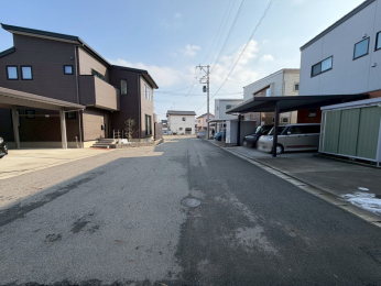 �V�����V���s����P�v�̒��È�ˌ��Ă̑O�ʓ��H�܂ތ��n�ʐ^