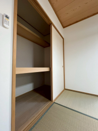 �V�����V���s����L�y3���ڂ̒��È�ˌ��Ă̎��[