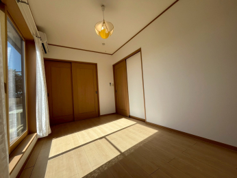 �V�����V���s����L�y3���ڂ̒��È�ˌ��Ẵ��r���O�ȊO�̋���