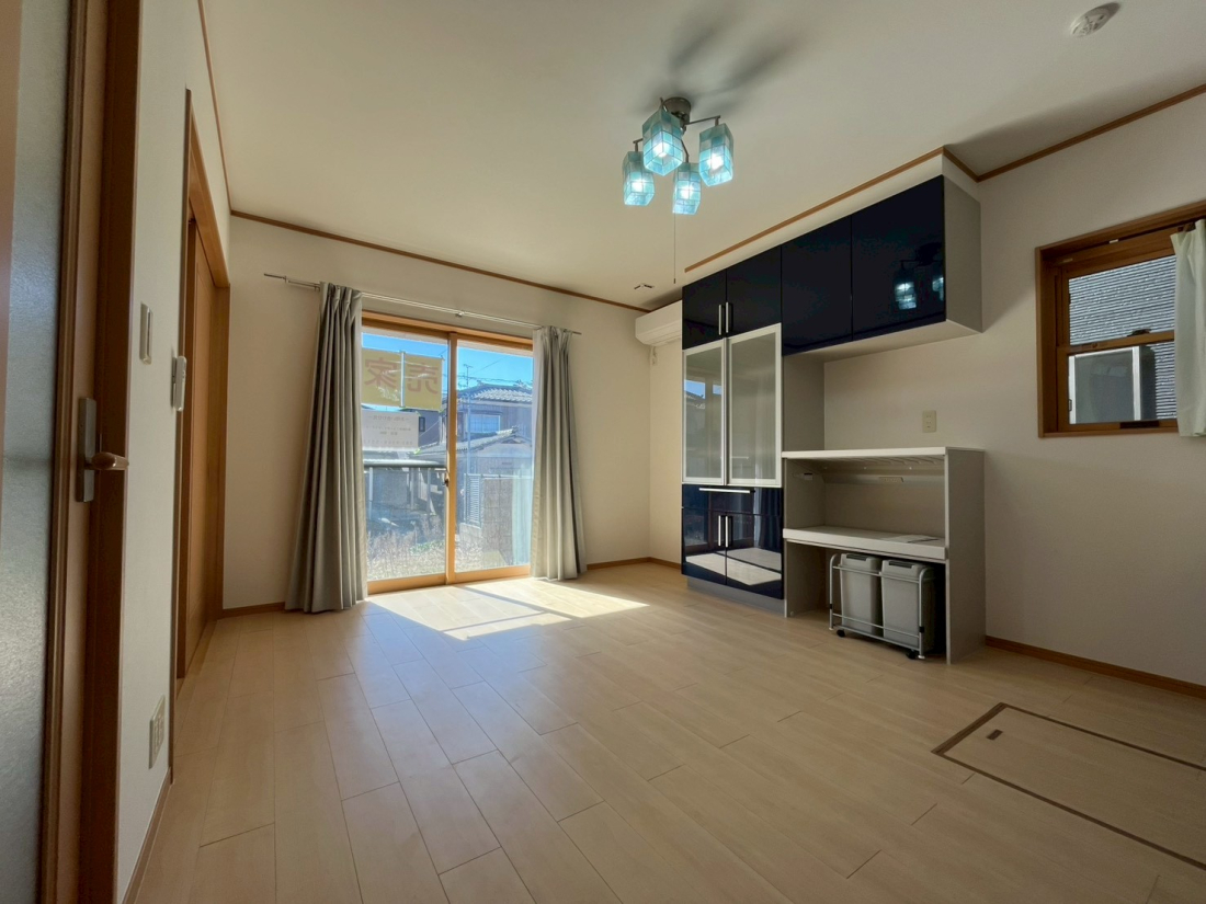 �V�����V���s����L�y3���ڂ̒��È�ˌ��Ẵ��r���O