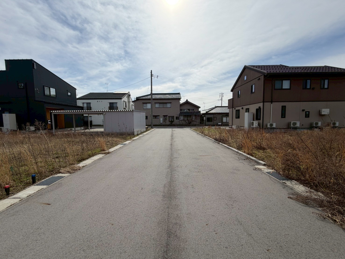 �V�����V���s����܏\����̒��̓y�n�̉摜