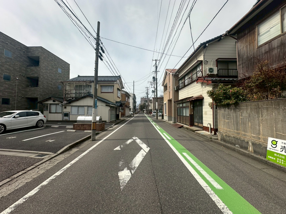 �V�����V���s�����斾��2���ڂ̓y�n�̌��n�O�ώʐ^