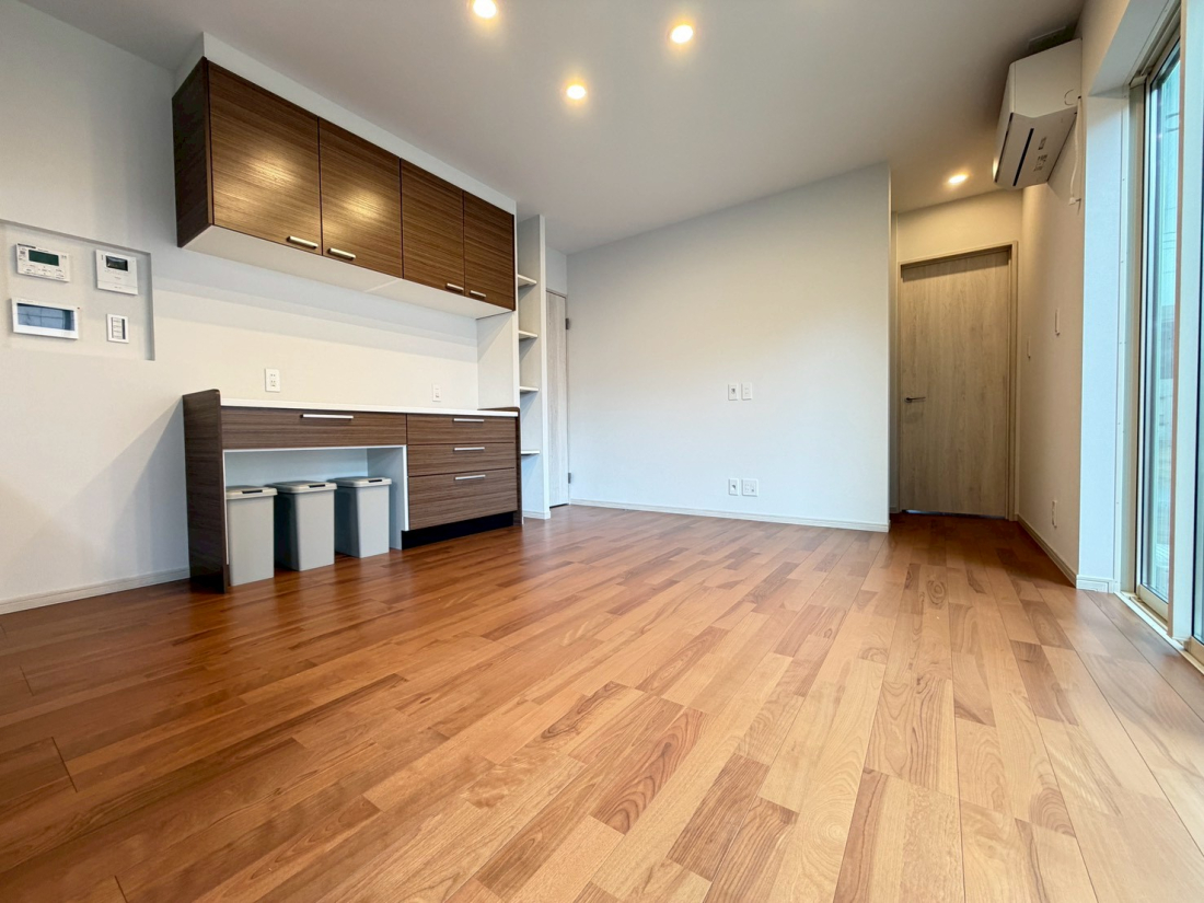 �V�����V���s��掵���̒��È�ˌ��Ẳ摜