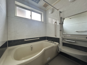 �V�����V���s�]���T�c���z3���ڂ̒��È�ˌ��Ă̗���