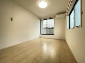 �V�����V���c�s���V��4���ڂ̒��È�ˌ��Ẳ摜