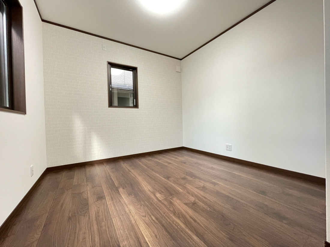 �V�����V���s����V�ΎR5���ڂ̐V�z��ˌ��Ẳ摜