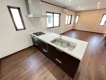 �V�����V���s����V�ΎR5���ڂ̐V�z��ˌ��Ẳ摜