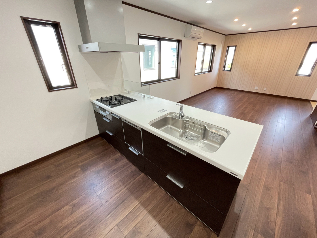 �V�����V���s����V�ΎR5���ڂ̐V�z��ˌ��Ẳ摜