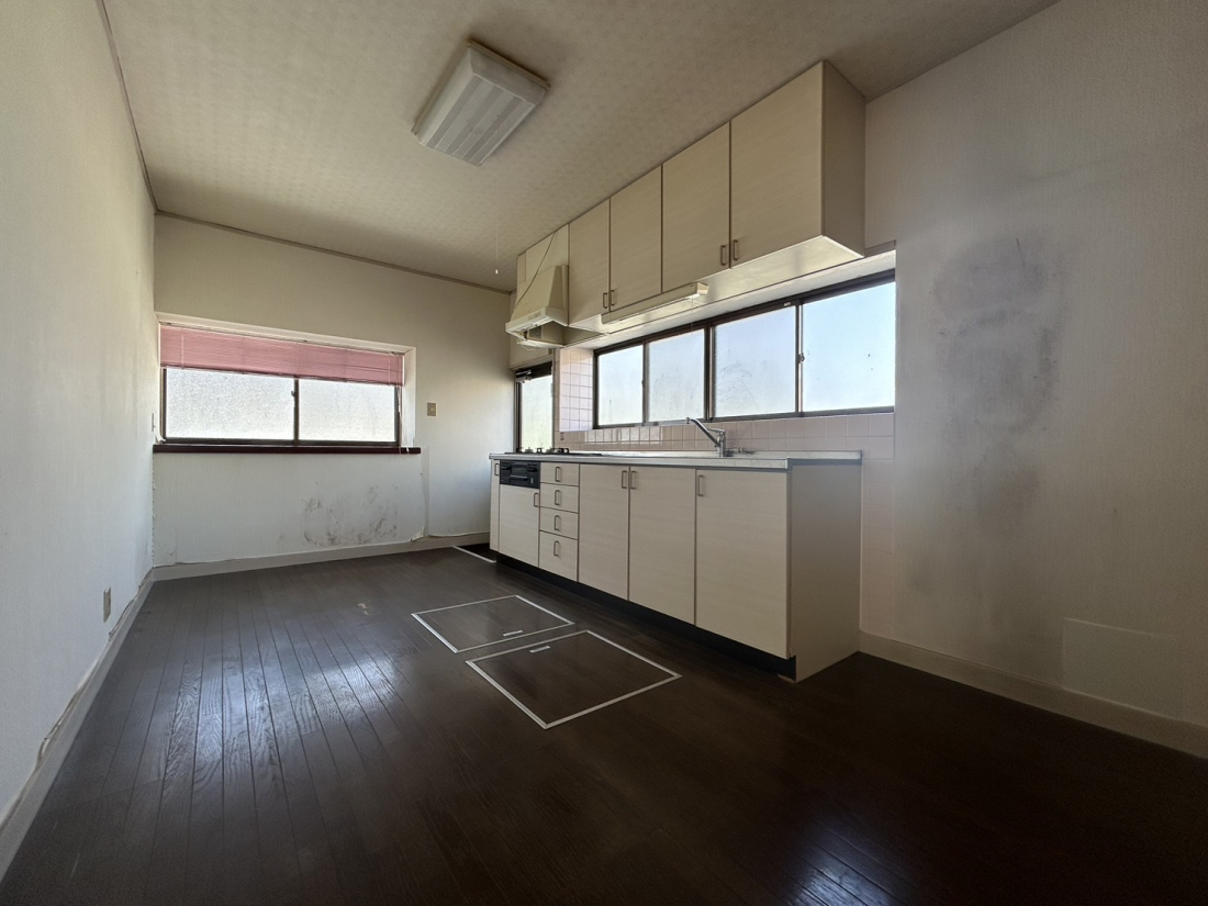 VVsVh6ڂ̒ÈˌẲ摜