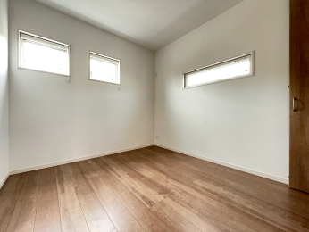 VVsD]2ڂ̐VzˌẲ摜