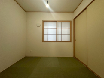 VVs]戮3ڂ̒ÈˌẲ摜