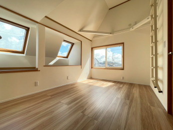 VVs݂2ڂ̒ÈˌẲ摜