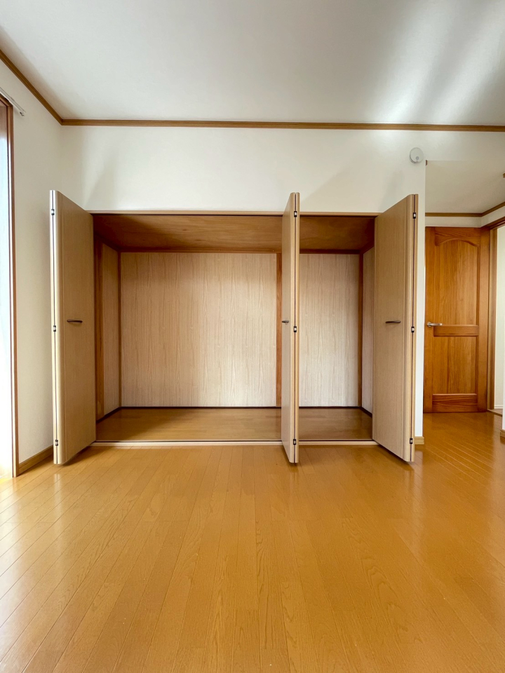 VVs݂2ڂ̒ÈˌẲ摜