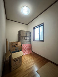 �V�����V���s������V�_��2���ڂ̒��È�ˌ��Ă̎��[