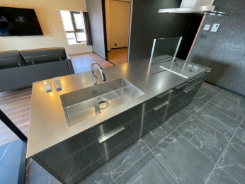 �V�����V���s������K��1���ڂ̒��Ã}���V�����̉摜