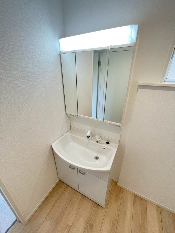 VVs攒1ڂ̐VzˌẲ摜