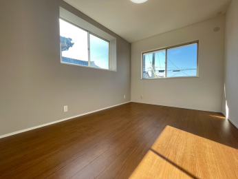 VVs쐼2ڂ̒ÈˌẲ摜