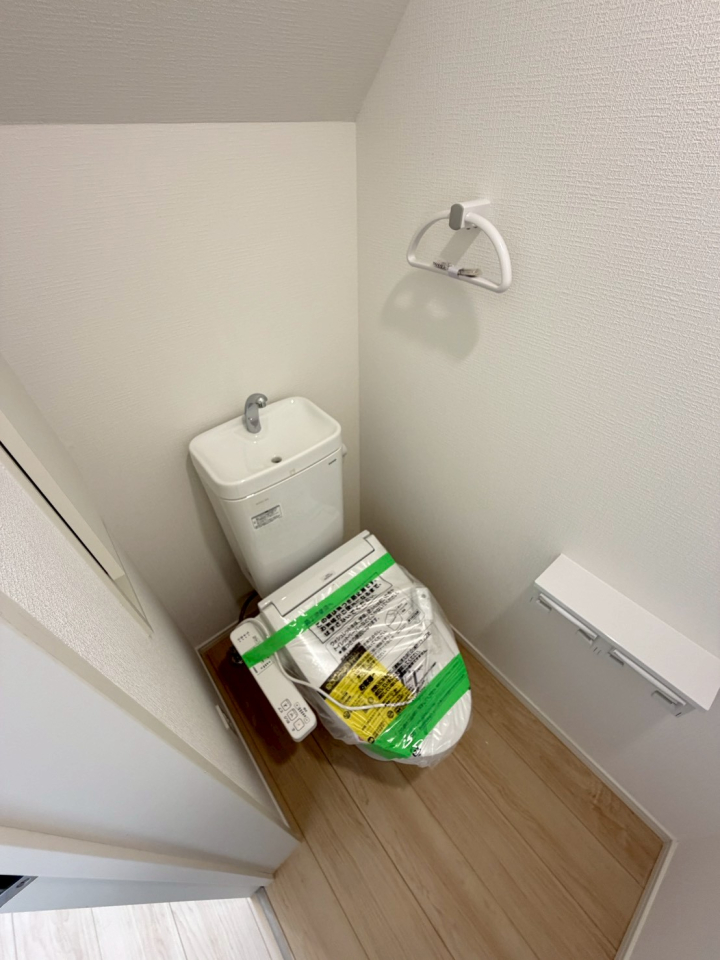 �V�����V���s���掛���O��1���ڂ̐V�z��ˌ��Ẵg�C��
