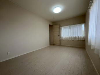 VVcsM1ڂ̒ÈˌẲ摜